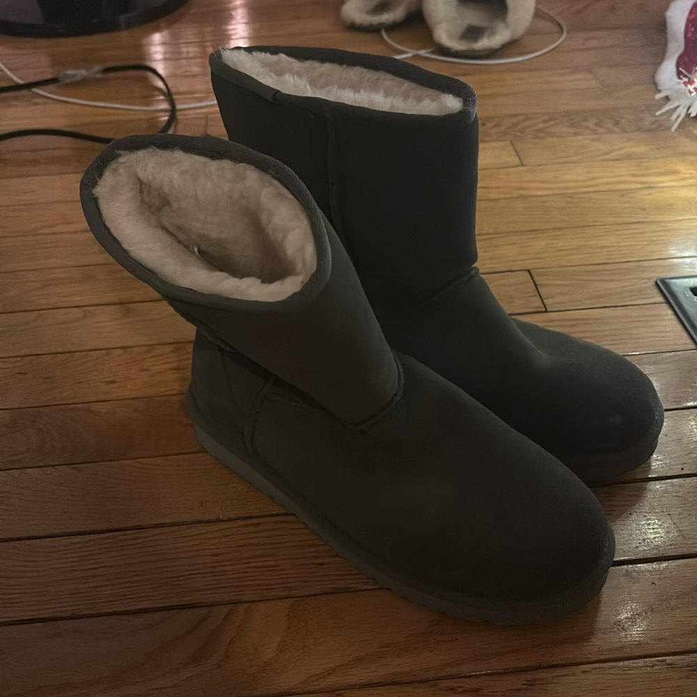 koolaburra by ugg boots, size 8 womens , dark grey